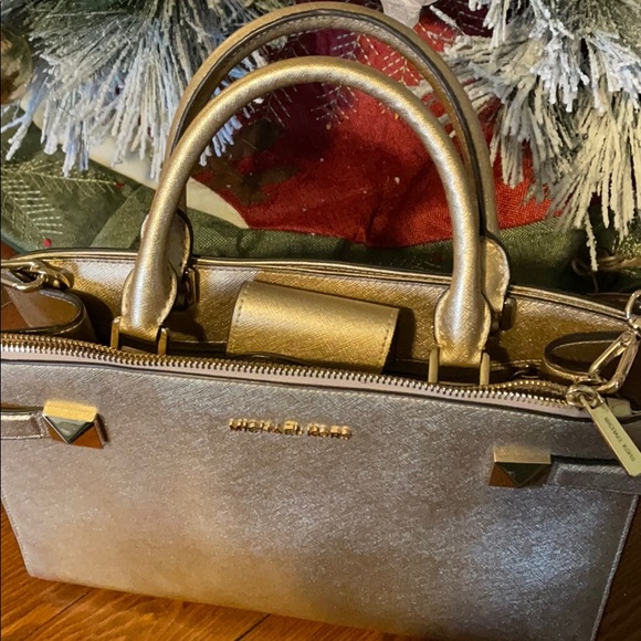 Michael Kors Purse - Picture 3 of 10